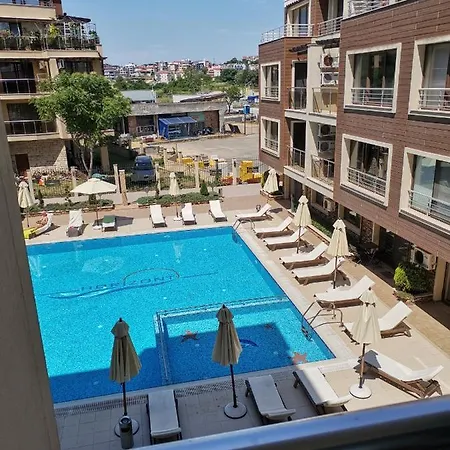 весела-хоризонт * 索佐波尔